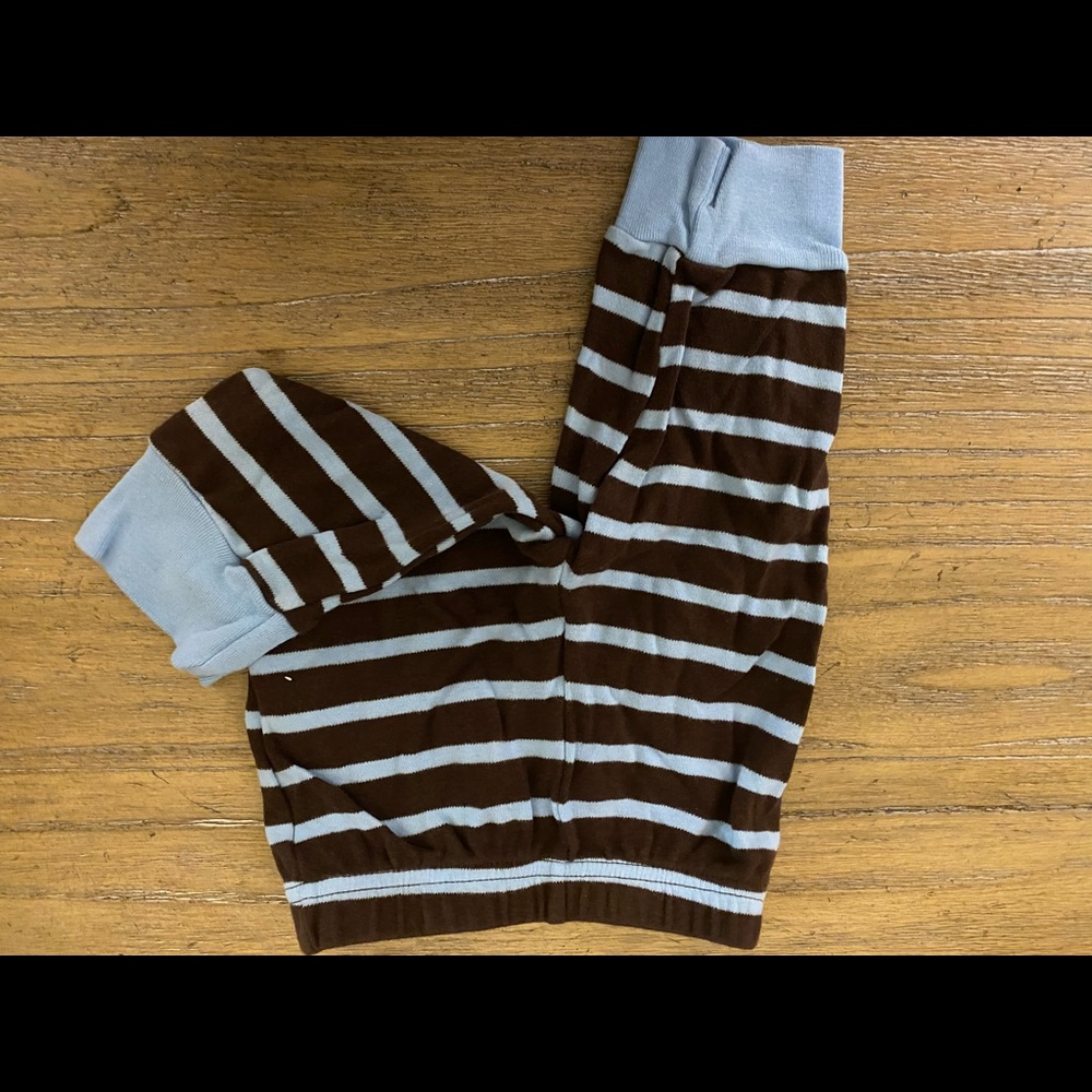 4 pairs of pants, mixed brands 3-9 months
